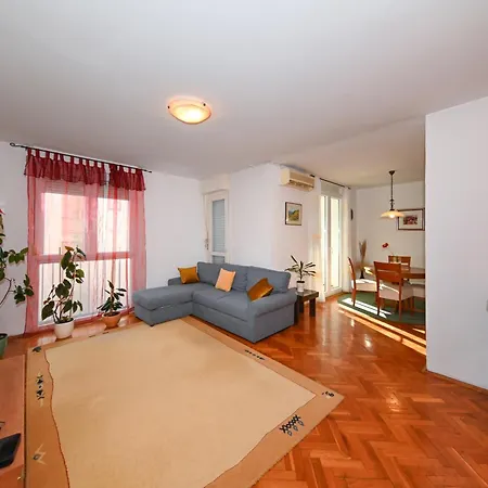 Mara Appartement *