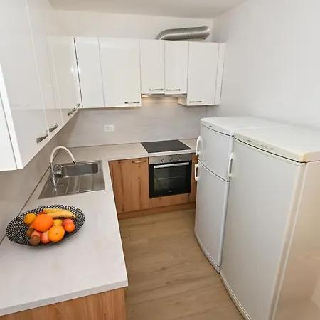 Appartement Mara *